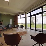 Dom wakacyjny 2 Huizen Voor 60 Personen - Hubermont