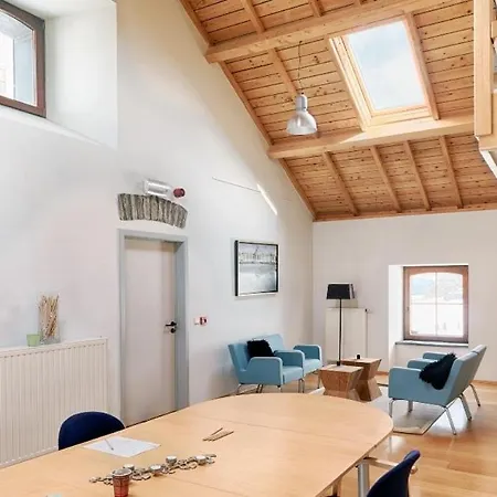 Hébergement de vacances 2 Huizen Voor 60 Personen - Hubermont La-Roche-en-Ardenne