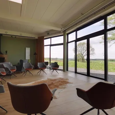 Hébergement de vacances 2 Huizen Voor 60 Personen - Hubermont