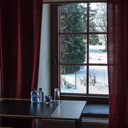 2 Huizen Voor 60 Personen - Hubermont *