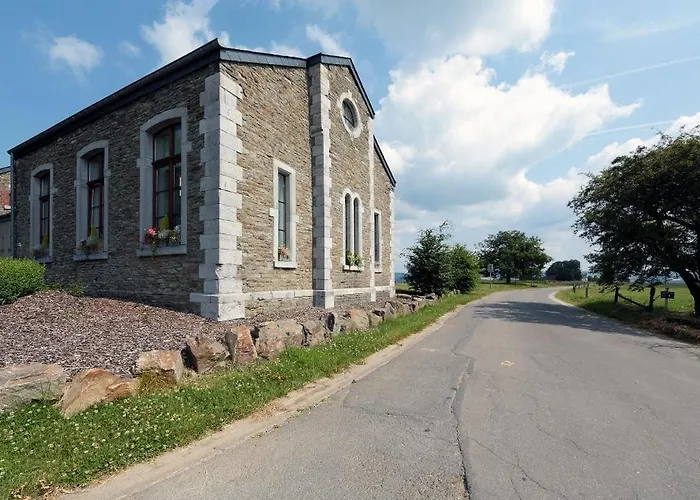 Semesterbostad 2 Huizen Voor 60 Personen - Hubermont *